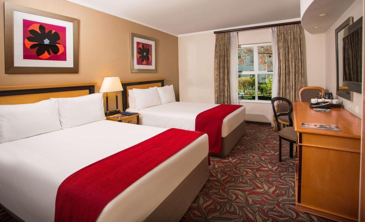 Garden Court Morningside Sandton Johannesburg Bagian luar foto