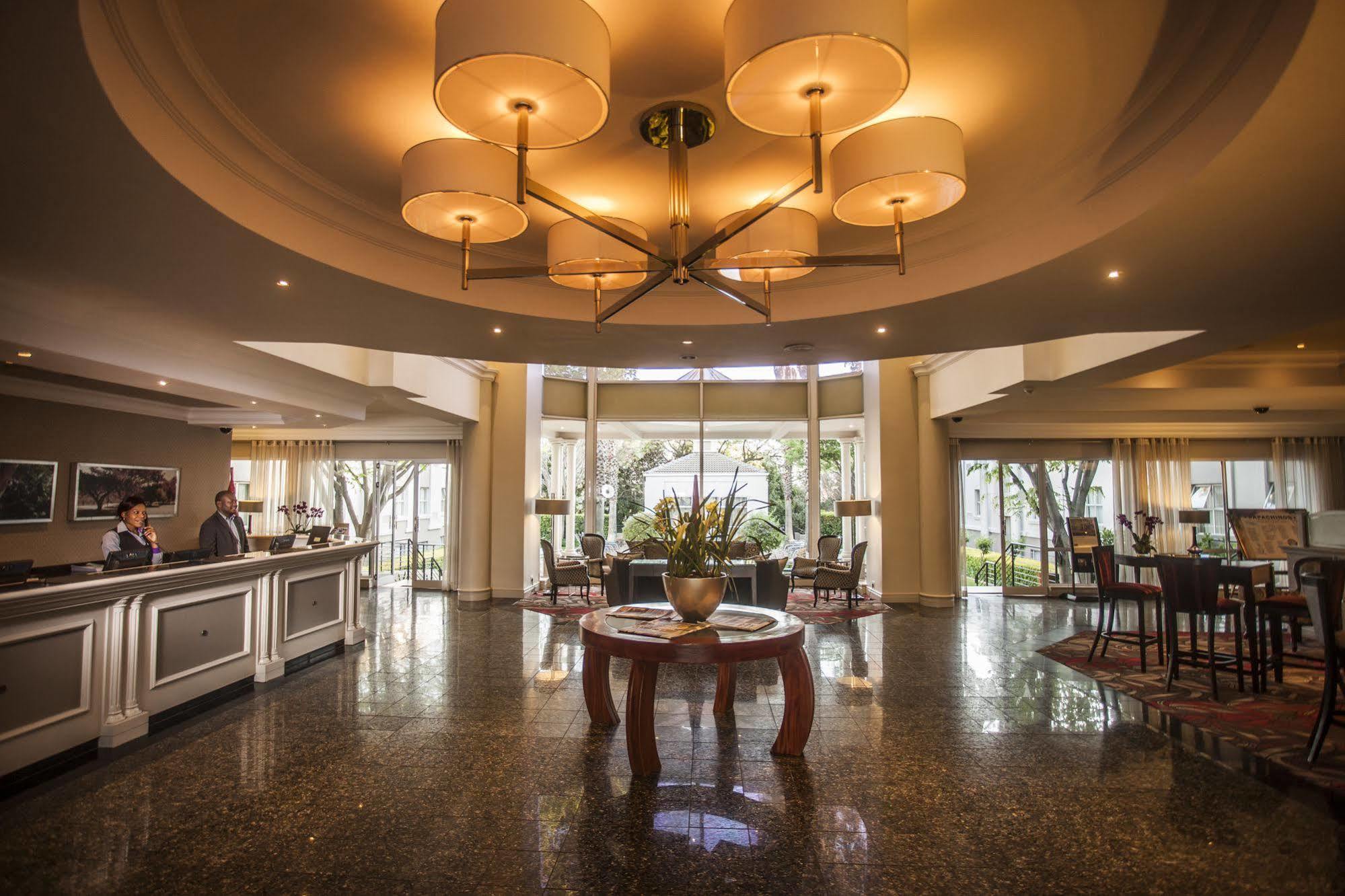 Garden Court Morningside Sandton Johannesburg Bagian luar foto