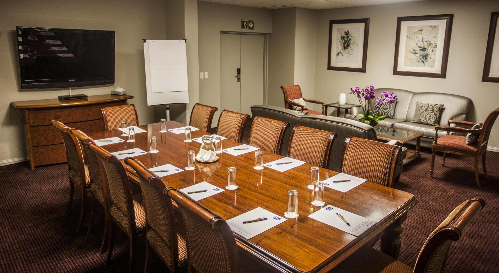Garden Court Morningside Sandton Johannesburg Bagian luar foto